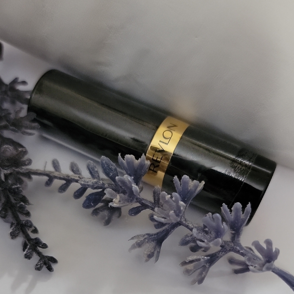 Revlon Pink Truffle 860 Sheer Lipstick